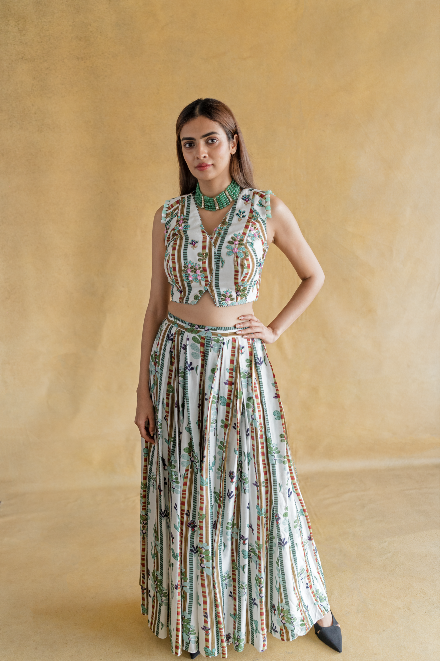 Phool Rekha pallazo set
