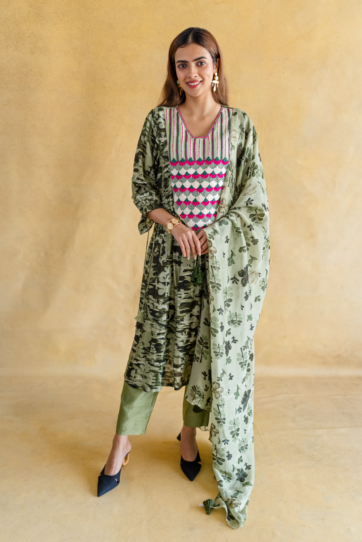 Amber raas kurta set