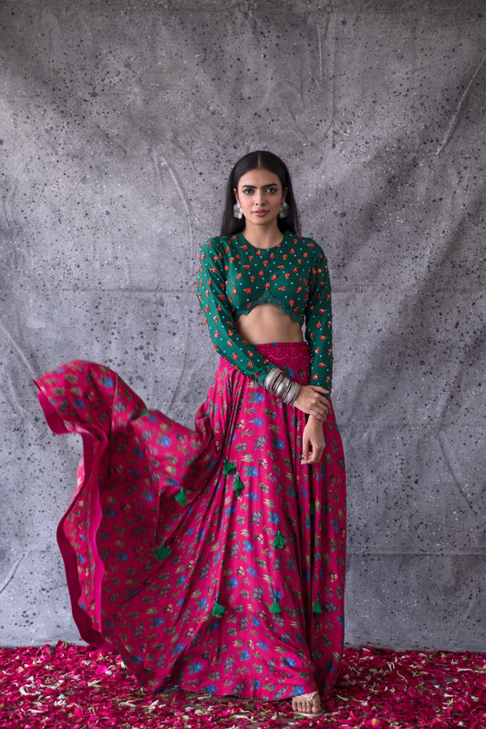 Green Blouse & Pink Skirt