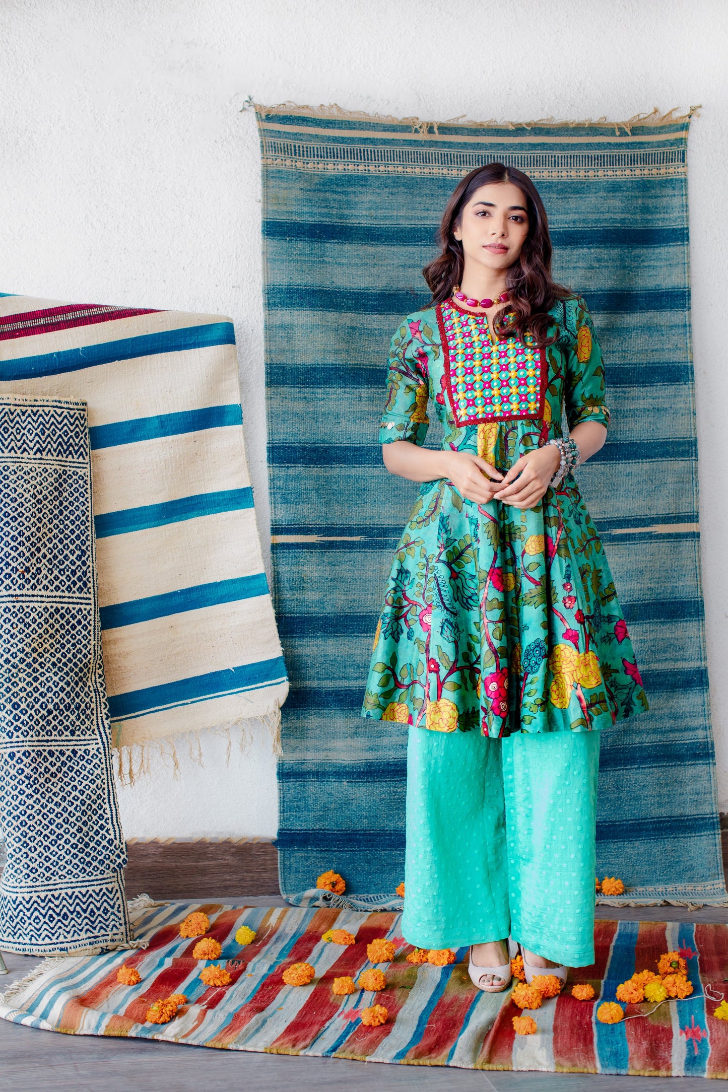 Thread Work Floral Set